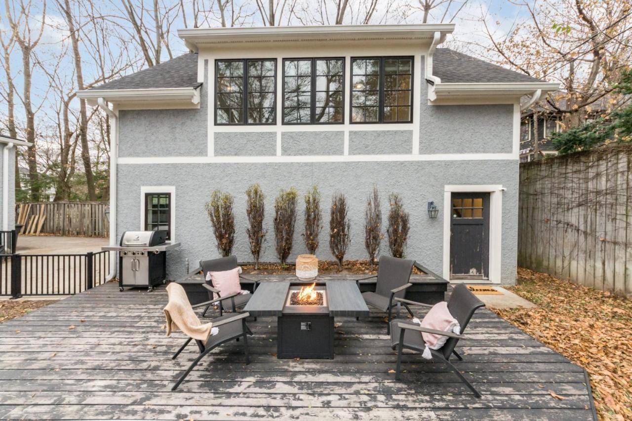 Modern Tudor Style Carriage House - Patio & Grill Ann Arbor Ngoại thất bức ảnh